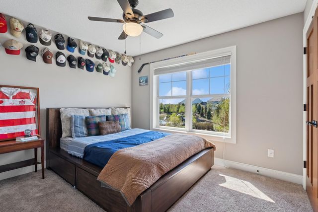 4212 Parkview Lane, Anoka, MN 55303