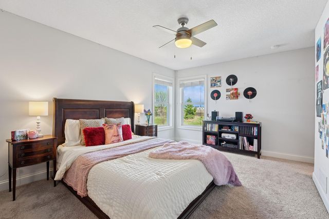 4212 Parkview Lane, Anoka, MN 55303