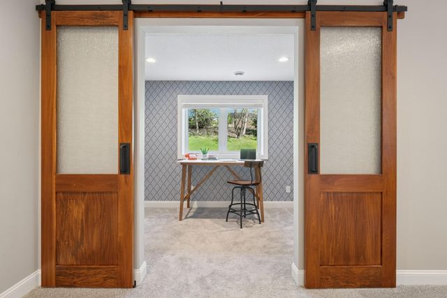 4212 Parkview Lane, Anoka, MN 55303