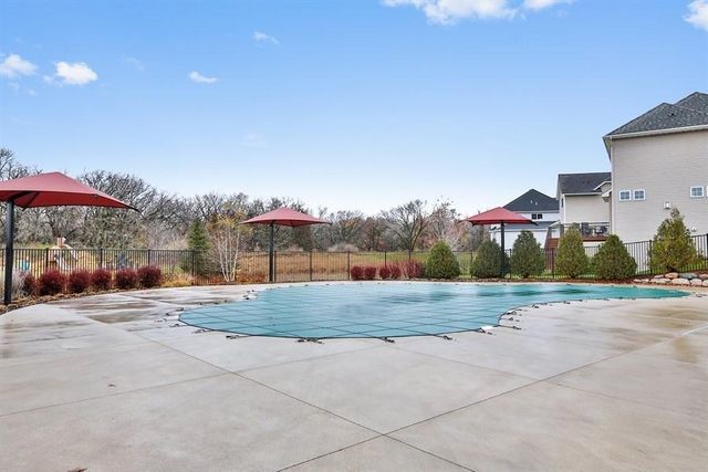 4212 Parkview Lane, Anoka, MN 55303