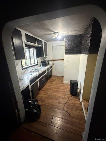 1112 Laport Avenue, Mount Morris, MI 48458