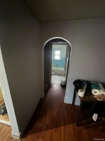 1112 Laport Avenue, Mount Morris, MI 48458