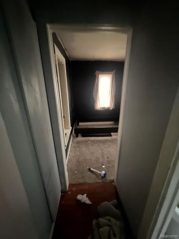 1112 Laport Avenue, Mount Morris, MI 48458