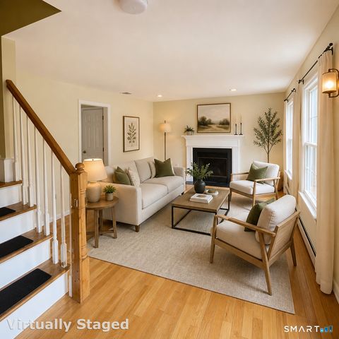 1 Lacey Lane, Norwalk, CT 06854