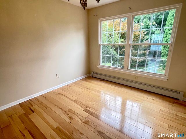 1 Lacey Lane, Norwalk, CT 06854