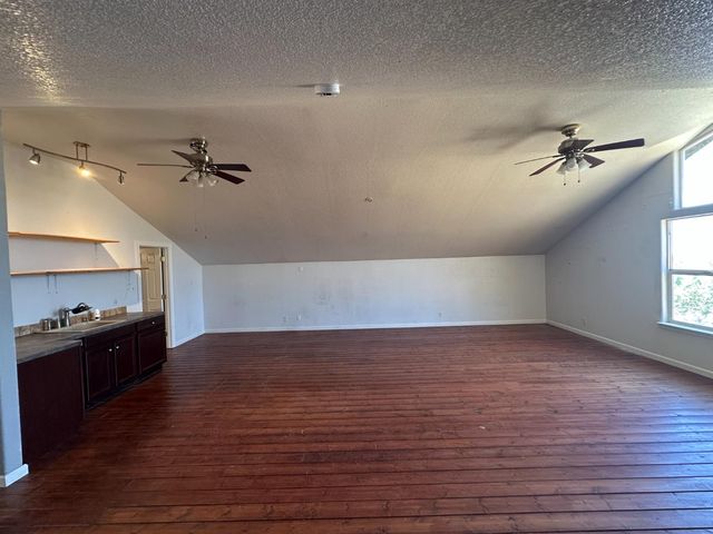 12155 Dawn Dr, Marysville, CA 95901