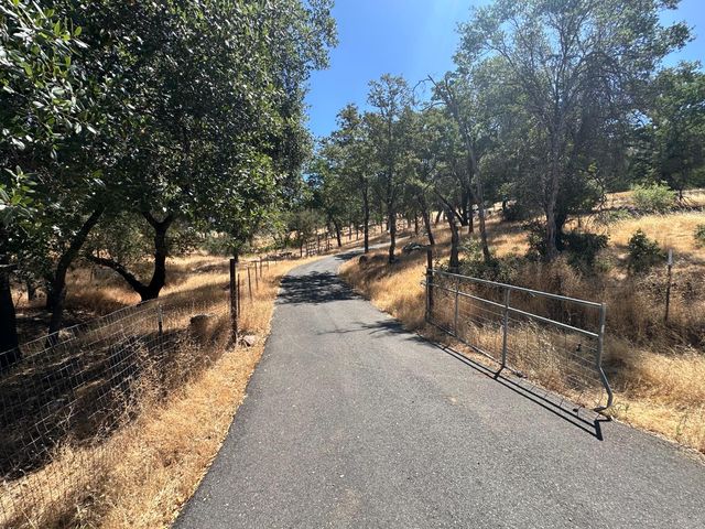 12155 Dawn Dr, Marysville, CA 95901