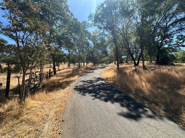 12155 Dawn Dr, Marysville, CA 95901