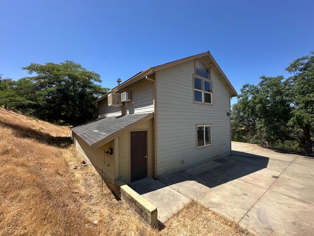 12155 Dawn Dr, Marysville, CA 95901