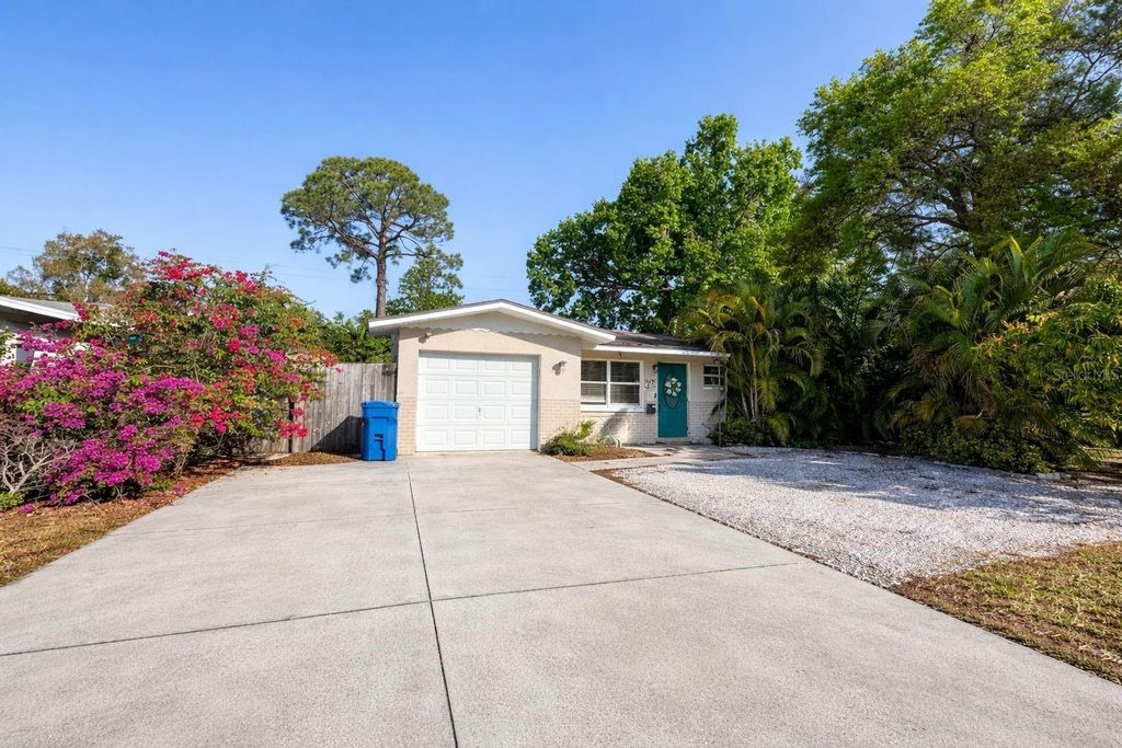 3975 PORPOISE DRIVE SE, St Petersburg, FL 33705
