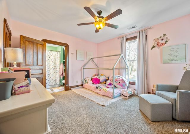 968 N BROAD Street, Galesburg, IL 61401