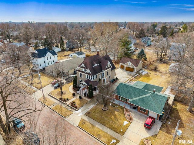 968 N BROAD Street, Galesburg, IL 61401