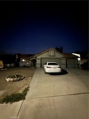 2373 Sonoma Drive, San Jacinto, CA 92583