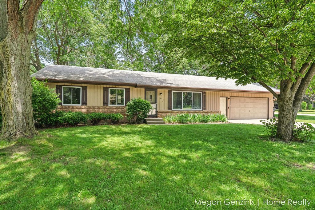 195 Surry Oak Drive, Holland Twp, MI 49424
