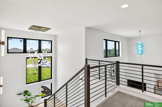 6630 Pawnee Circle, Omaha, NE 68152