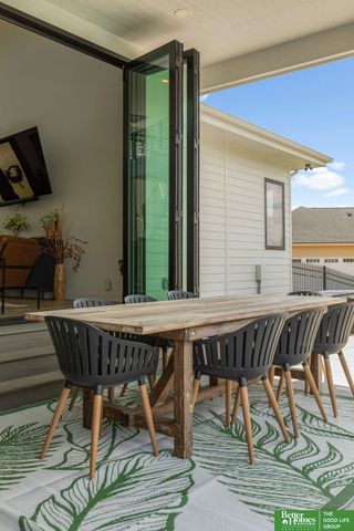 6630 Pawnee Circle, Omaha, NE 68152