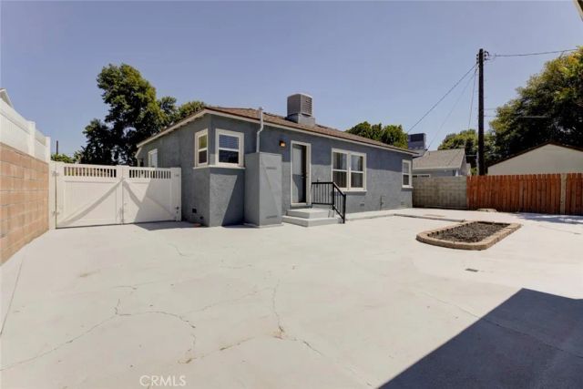 6413 Jamieson, Reseda, CA 91335