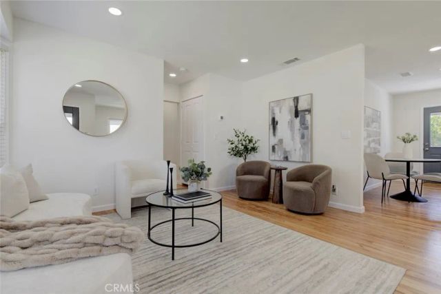 6413 Jamieson, Reseda, CA 91335