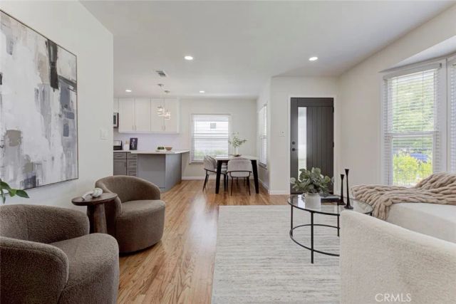 6413 Jamieson, Reseda, CA 91335