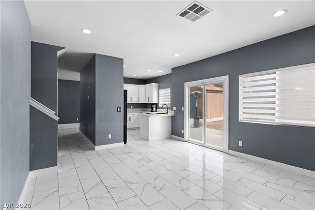 6385 Canyon Dawn Avenue, Las Vegas, NV 89108