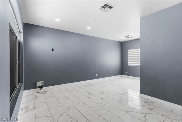6385 Canyon Dawn Avenue, Las Vegas, NV 89108
