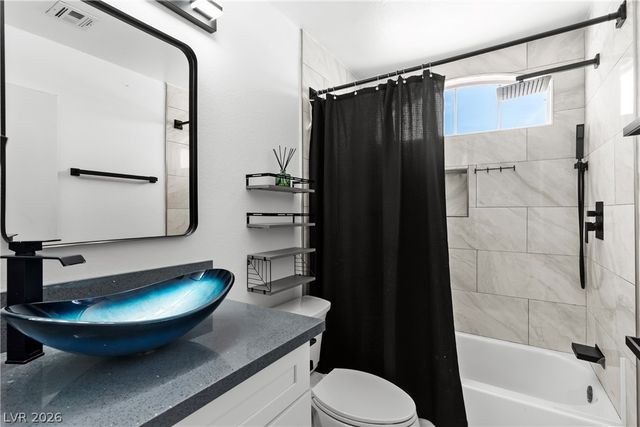6385 Canyon Dawn Avenue, Las Vegas, NV 89108