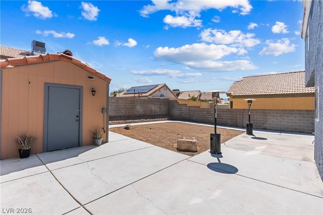 6385 Canyon Dawn Avenue, Las Vegas, NV 89108