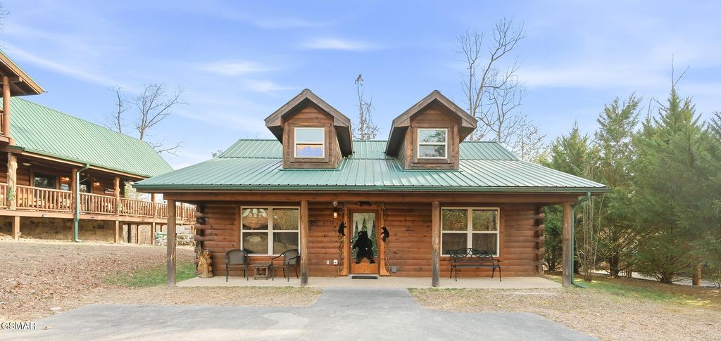 2756 Murray Ridge Road, Sevierville, TN 37876