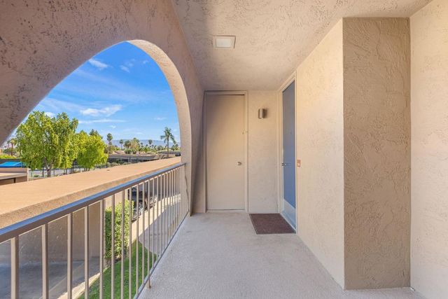 73850 Fairway Drive 296, Palm Desert, CA 92260
