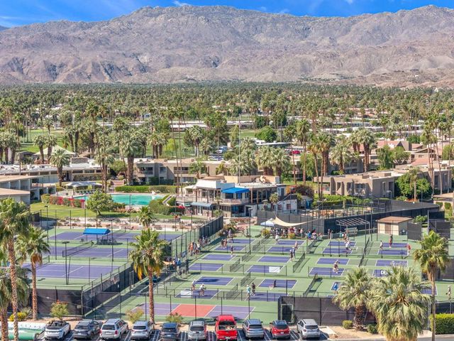 73850 Fairway Drive 296, Palm Desert, CA 92260
