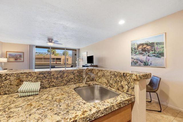 73850 Fairway Drive 296, Palm Desert, CA 92260