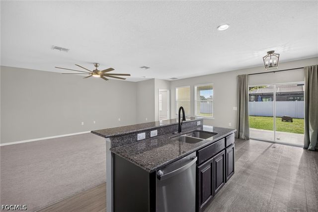 1623 SW 19th PL, Cape Coral, FL 33991