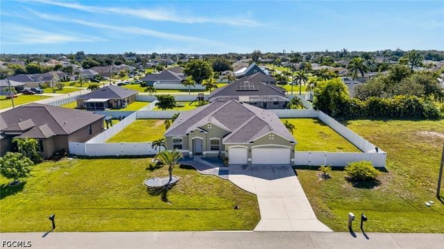 1623 SW 19th PL, Cape Coral, FL 33991