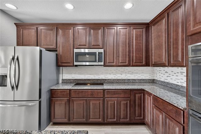 1623 SW 19th PL, Cape Coral, FL 33991