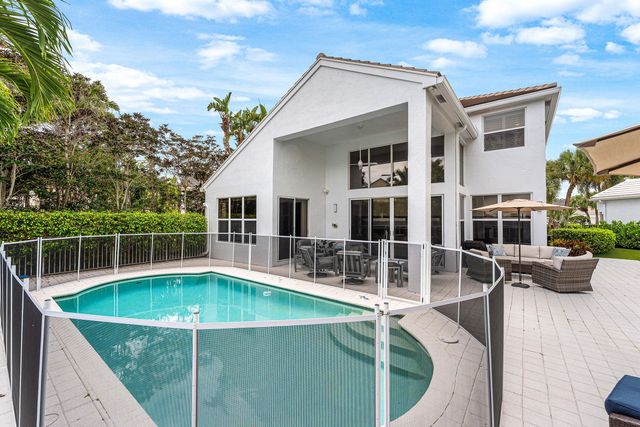 3327 NW 53rd Circle, Boca Raton, FL 33496