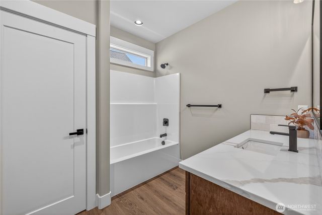 914 Racine Springs Drive, Wenatchee, WA 98801