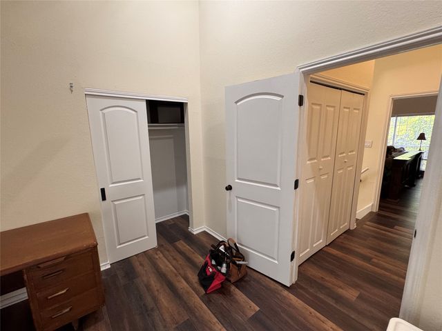 2506 Wedglea Drive 105, Dallas, TX 75211