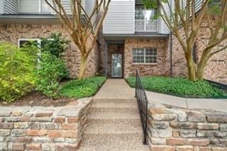 2506 Wedglea Drive 105, Dallas, TX 75211