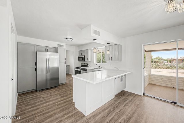 818 N 62ND Street, Mesa, AZ 85205