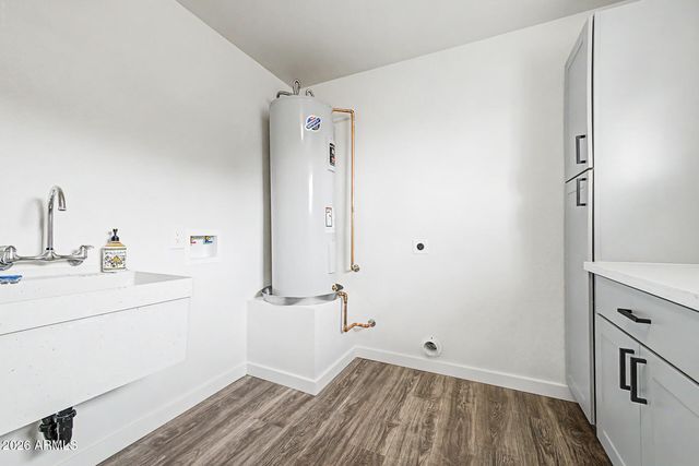 818 N 62ND Street, Mesa, AZ 85205