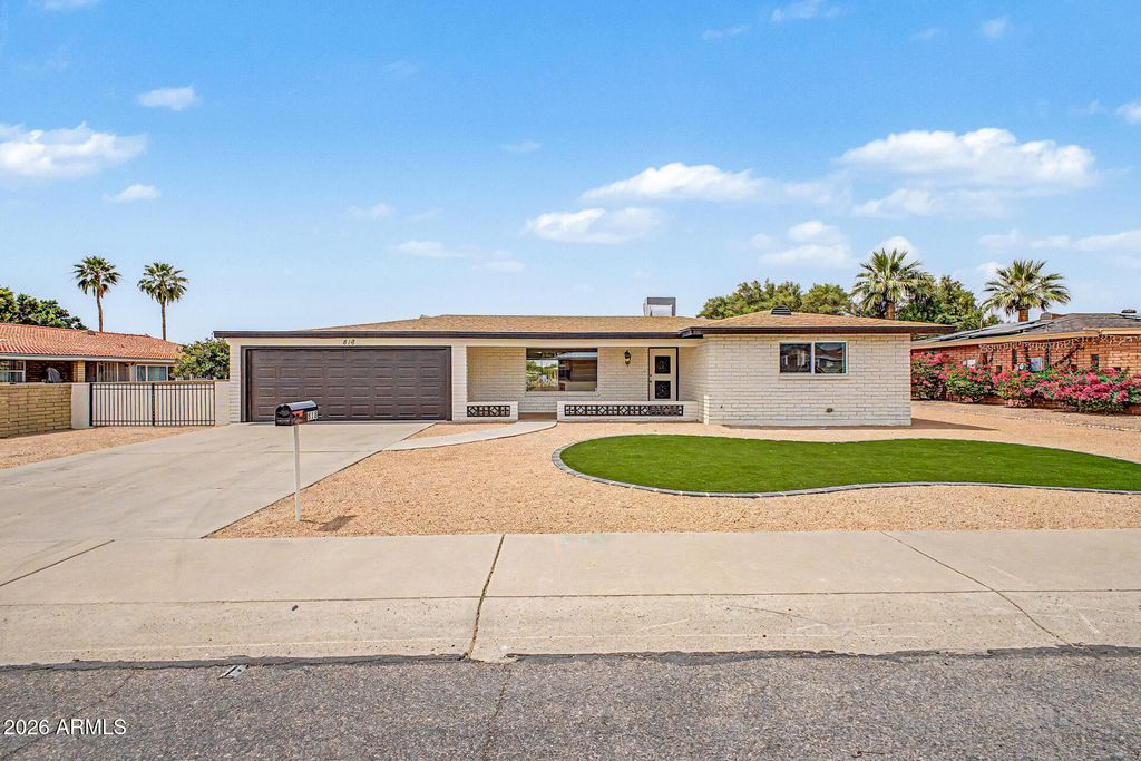 818 N 62ND Street, Mesa, AZ 85205