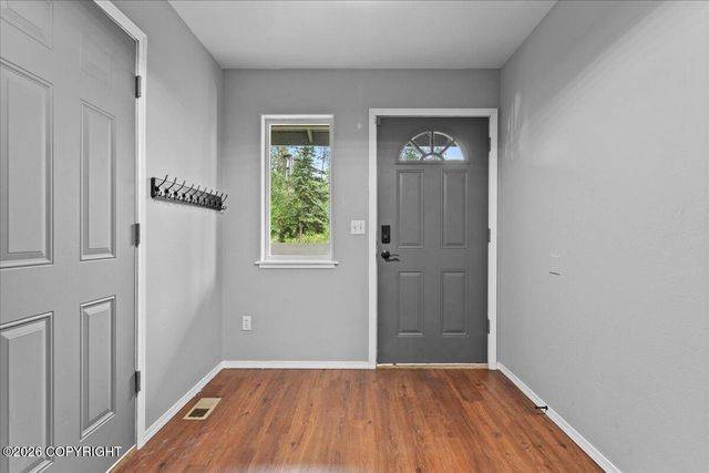 4689 W Ronnies Circle, Wasilla, AK 99623