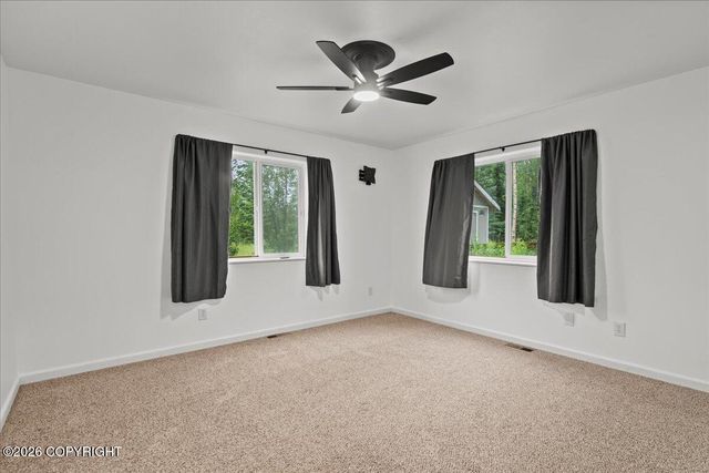 4689 W Ronnies Circle, Wasilla, AK 99623