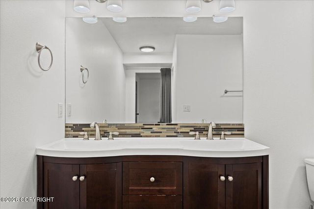 4689 W Ronnies Circle, Wasilla, AK 99623