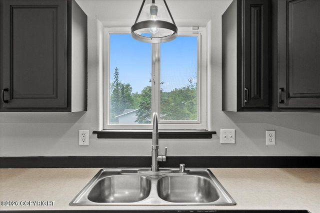4689 W Ronnies Circle, Wasilla, AK 99623