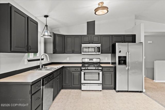 4689 W Ronnies Circle, Wasilla, AK 99623