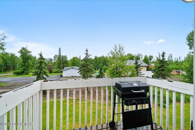 4689 W Ronnies Circle, Wasilla, AK 99623