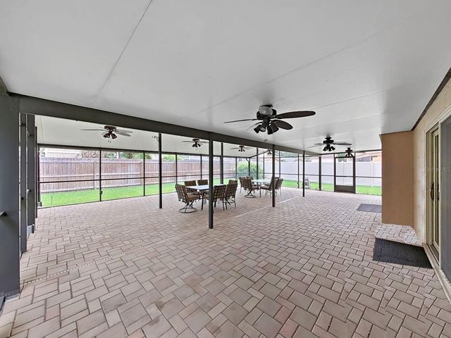 1367 CORNER OAKS DRIVE, Brandon, FL 33510