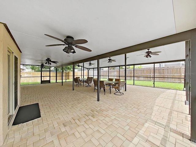 1367 CORNER OAKS DRIVE, Brandon, FL 33510