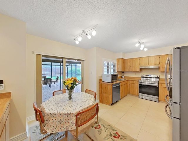 1367 CORNER OAKS DRIVE, Brandon, FL 33510